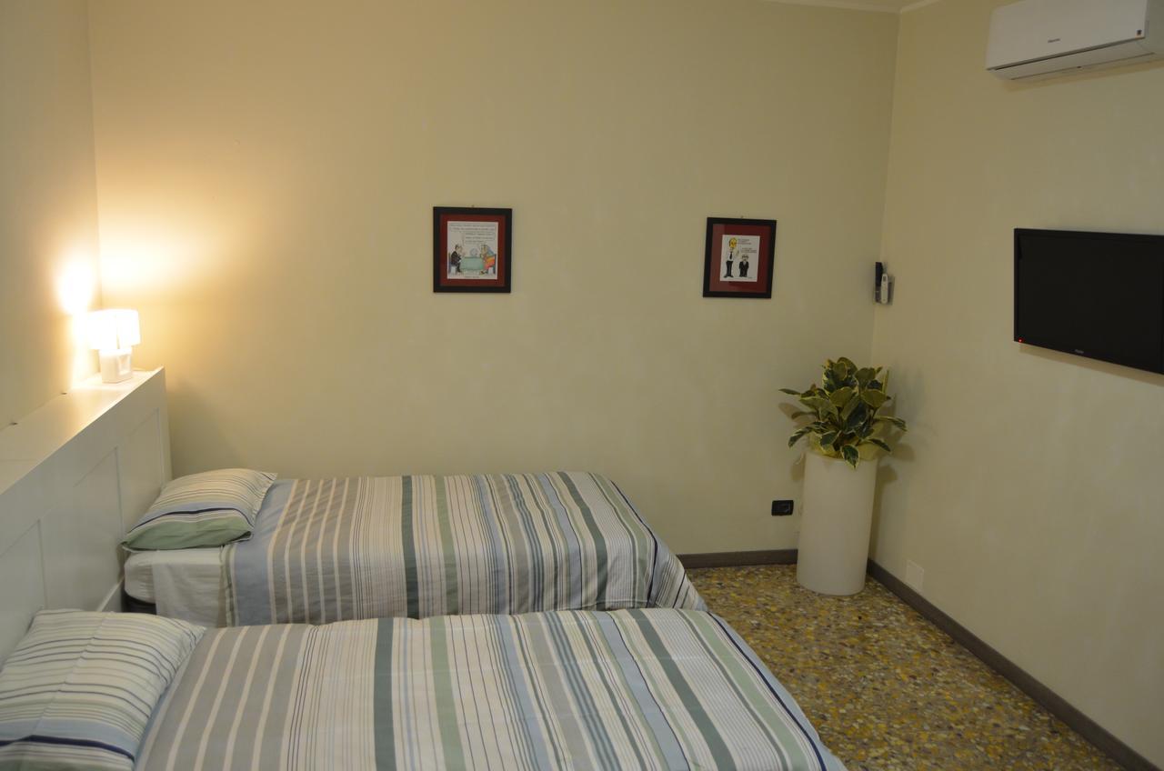 Bed And Breakfast Bissolati Brescia Esterno foto