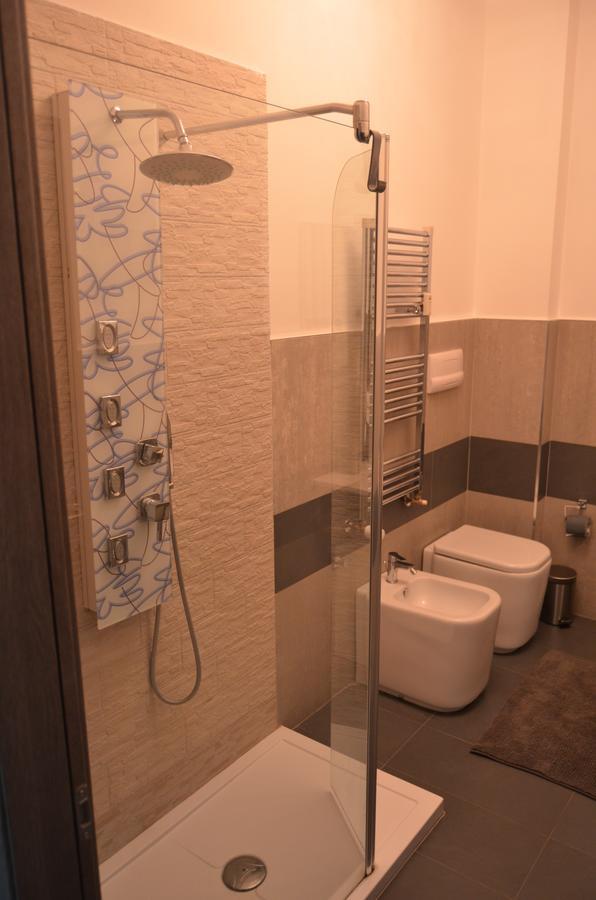 Bed And Breakfast Bissolati Brescia Esterno foto