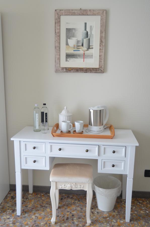 Bed And Breakfast Bissolati Brescia Esterno foto